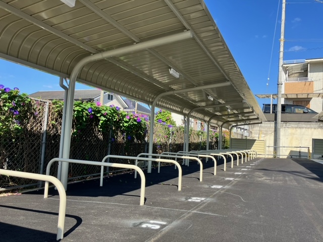 伊勢田駅すぐ　バイク・自転車月極駐輪場のご案内